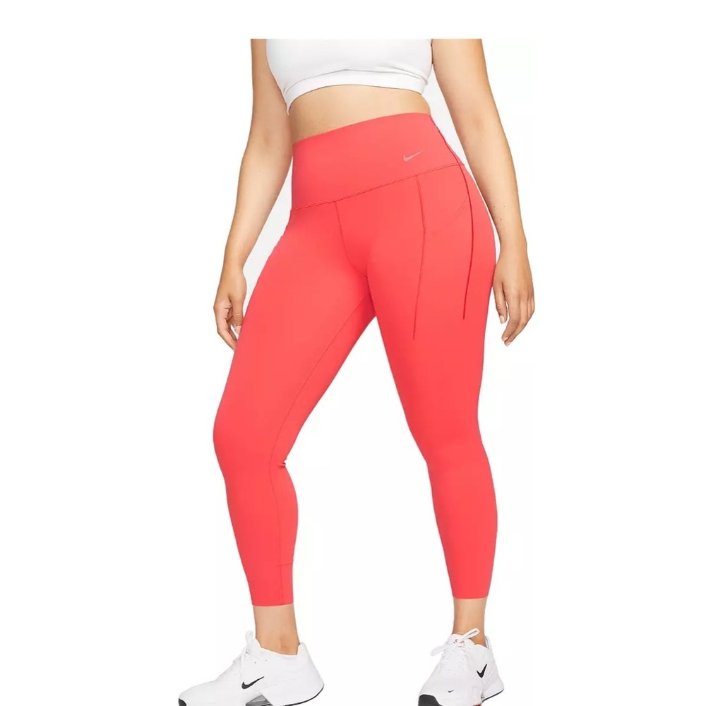 Nike Women's Universa Medium-Support High-Waisted 7/8 Leggings